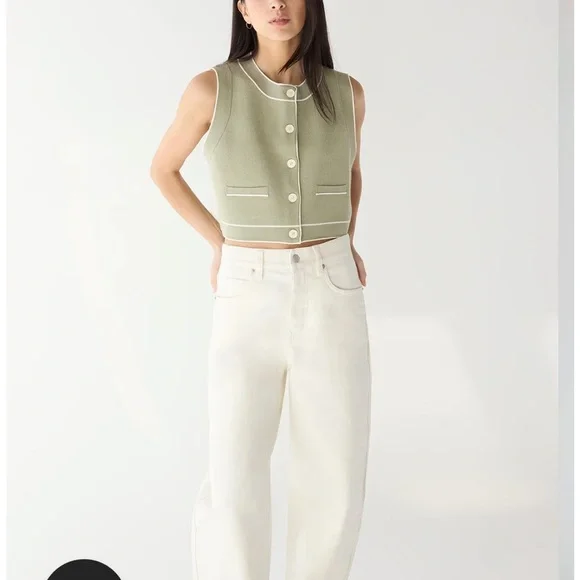 Button Up Sweater Vest - Tea and Cream - Picture 3 of 5